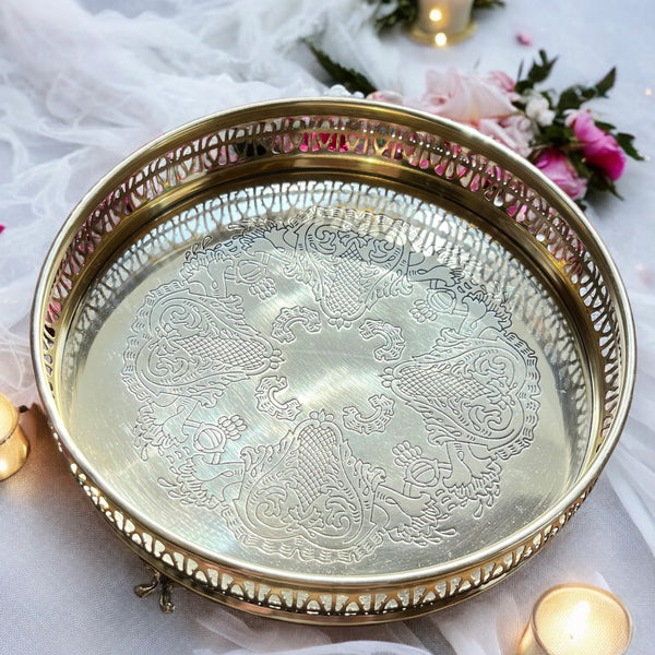 Názm Round: Solid Brass Tray